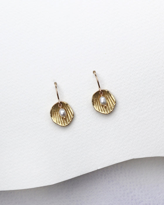 Venus Earrings with White Pearl