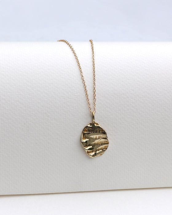 Ridge Necklace
